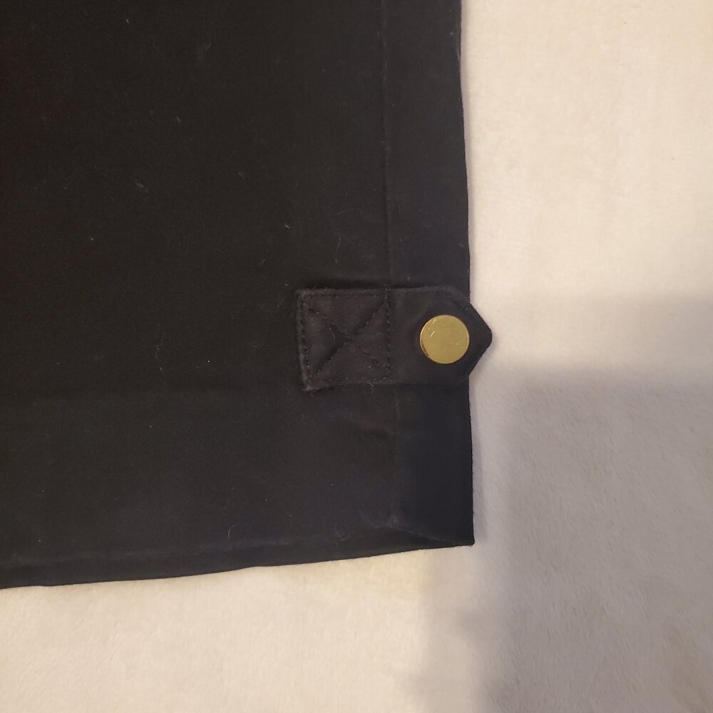 Cache Bermuda Shorts - Picture 2 of 6